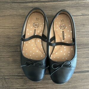 Wonder Nation Black Girls' Mary Jane Ballet Flats with Bow - kids size 11